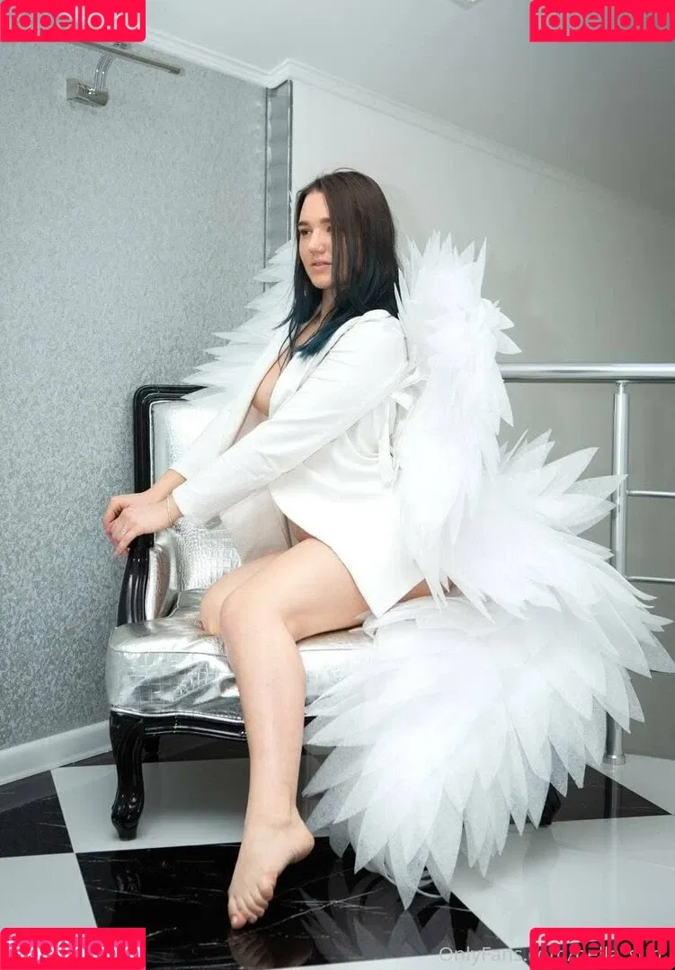 bella_sun_ Onlyfans Photo Gallery 