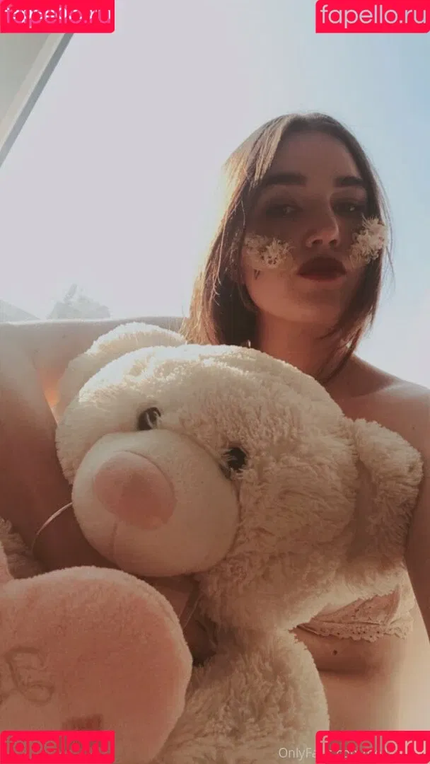 bella_sun_ Onlyfans Photo Gallery 