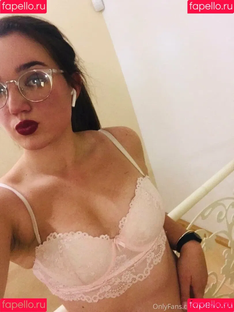 bella_sun_ Onlyfans Photo Gallery 
