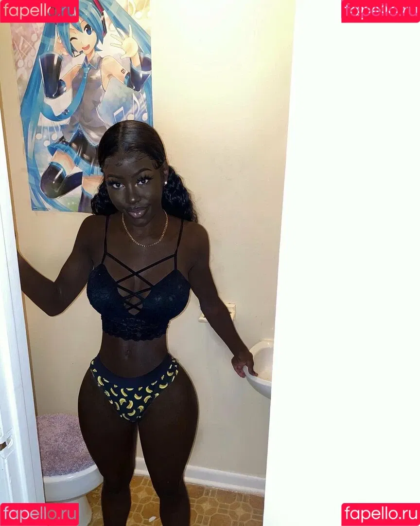 Lazelle Doll Onlyfans Photo Gallery 