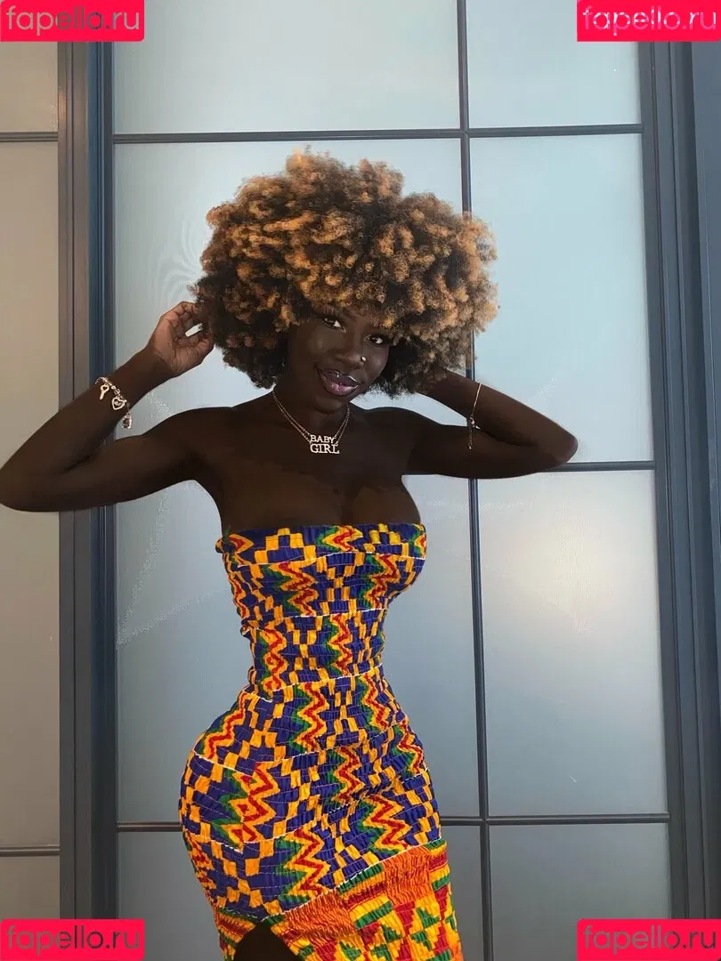 Lazelle Doll Onlyfans Photo Gallery 