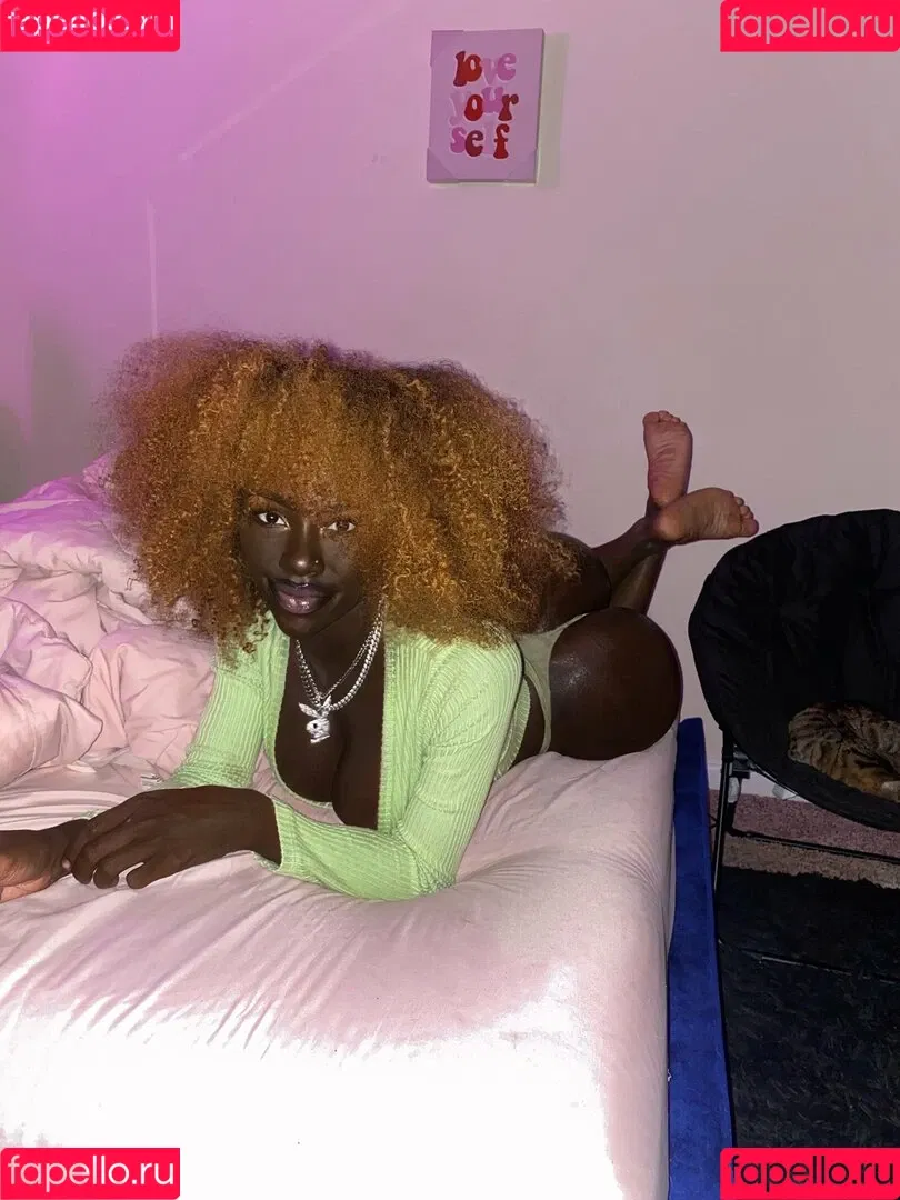 Lazelle Doll Onlyfans Photo Gallery 