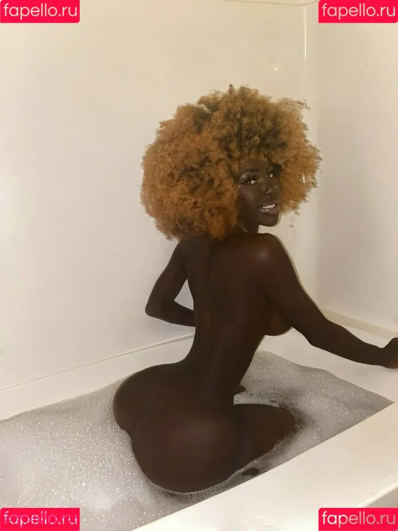 Lazelle Doll Onlyfans Photo Gallery 