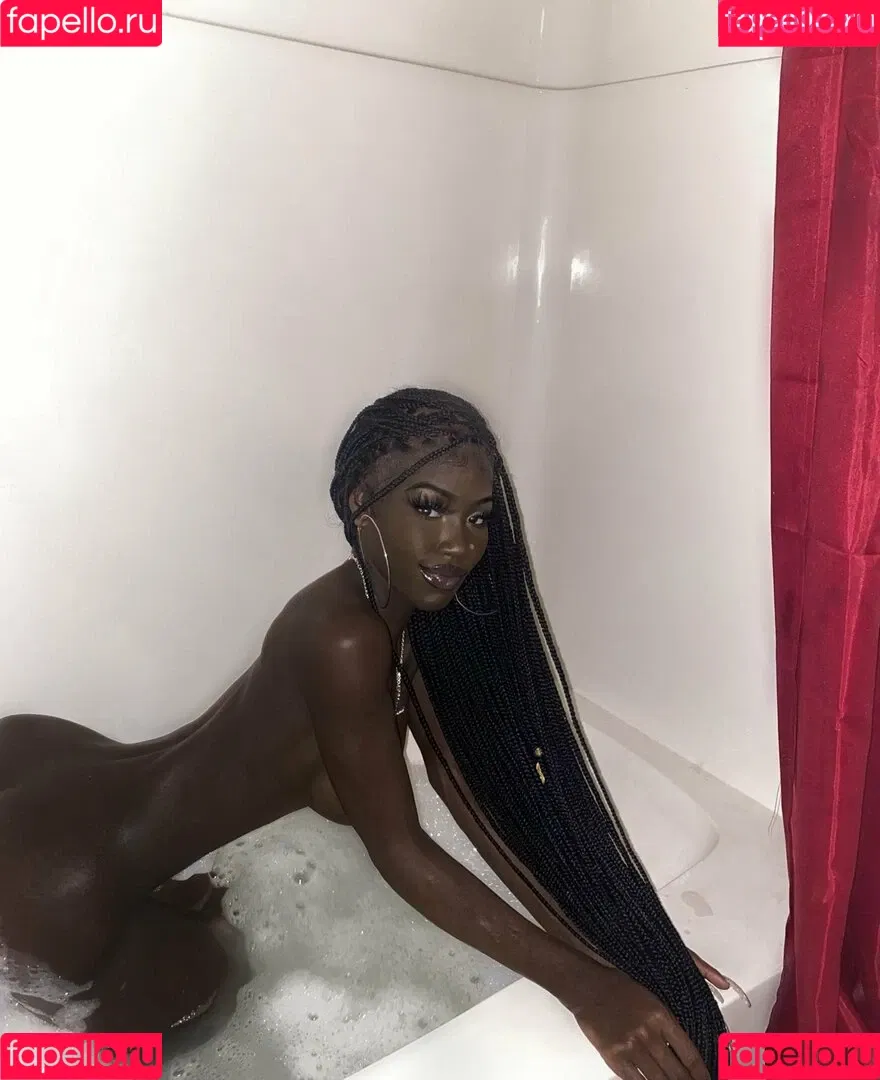 Lazelle Doll Onlyfans Photo Gallery 