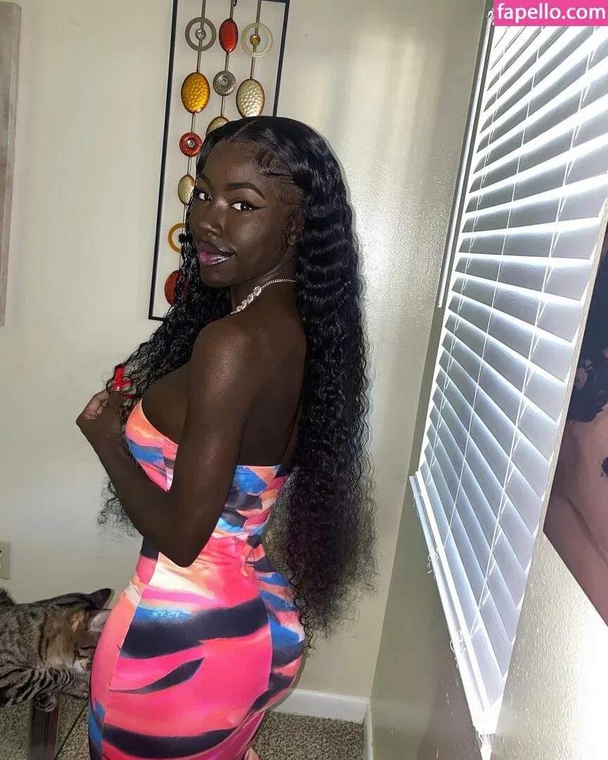 Lazelle Doll Onlyfans Photo Gallery 