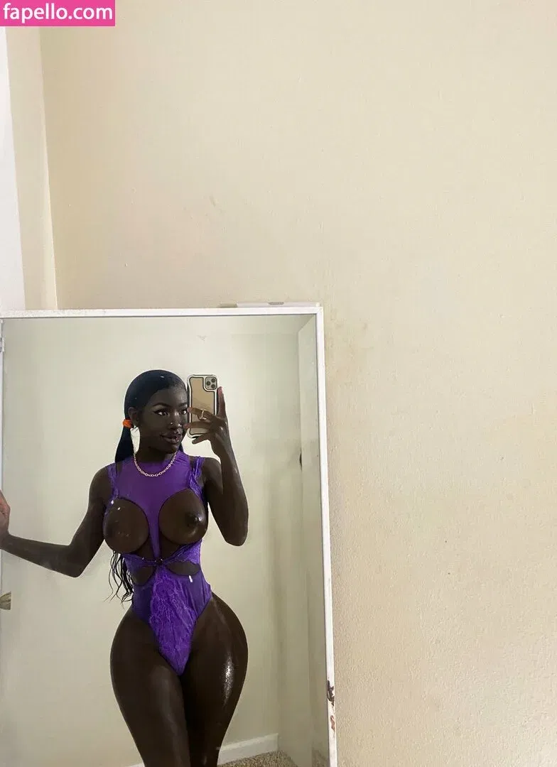 Lazelle Doll Onlyfans Photo Gallery 