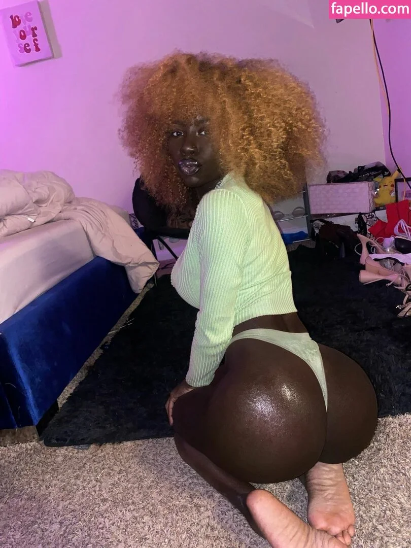 Lazelle Doll Onlyfans Photo Gallery 