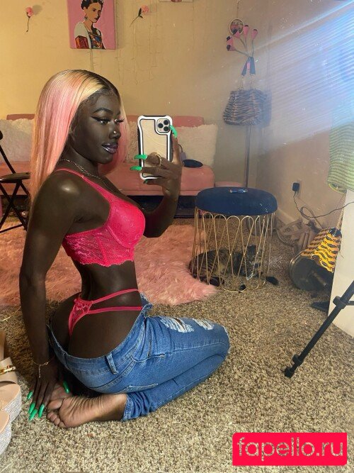 Lazelle Doll Nude Onlyfans Photo 41