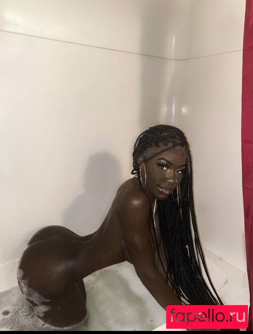 Lazelle Doll Nude Onlyfans Photo 27