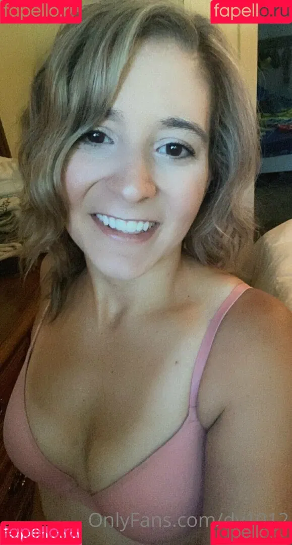 littlephilly Onlyfans Photo Gallery 