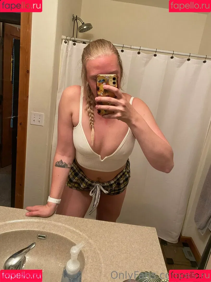 its-kt Onlyfans Photo Gallery 