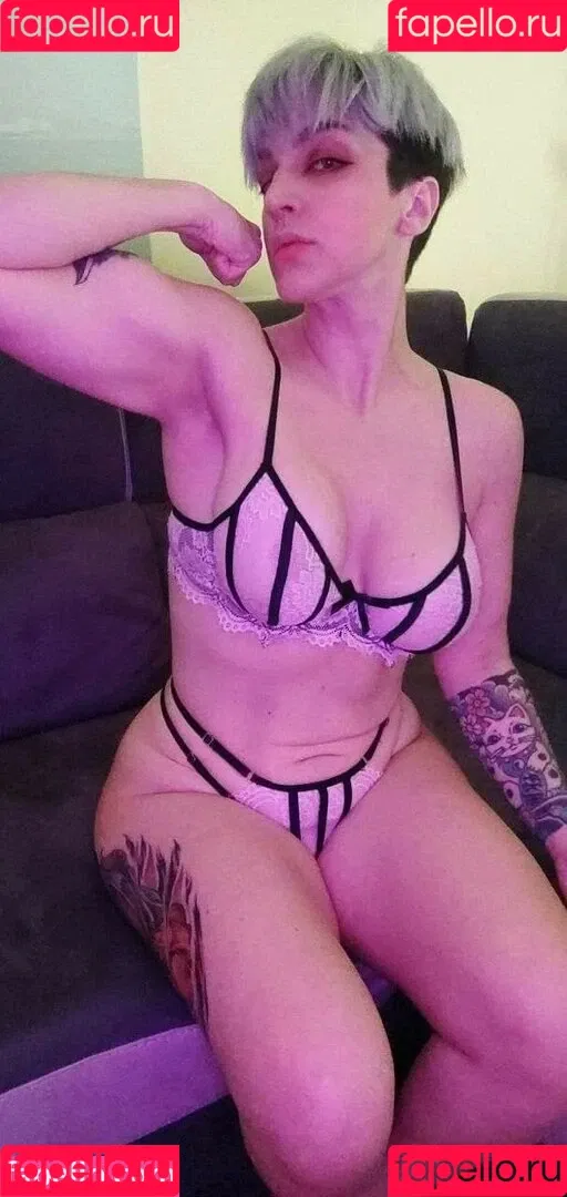Sary Nekuro Onlyfans Photo Gallery 