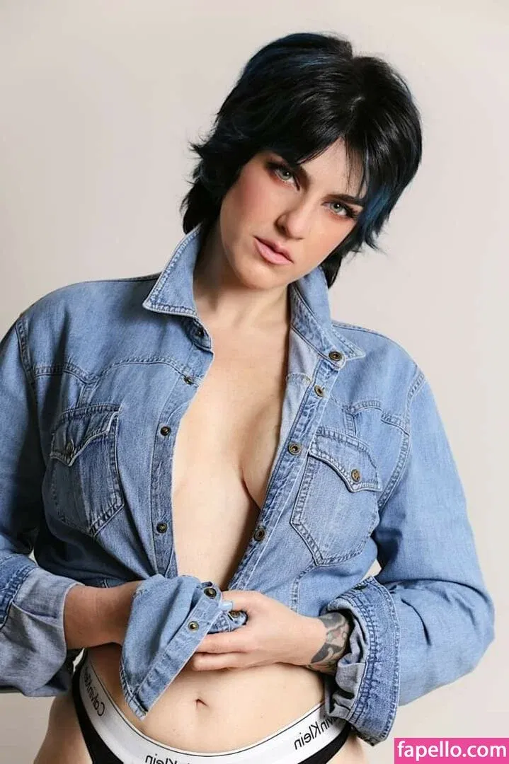 Sary Nekuro Onlyfans Photo Gallery 