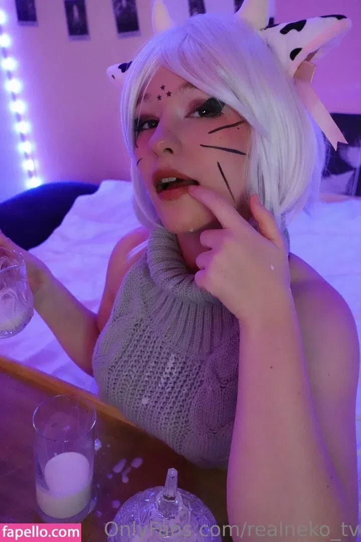 realneko_tv Onlyfans Photo Gallery 