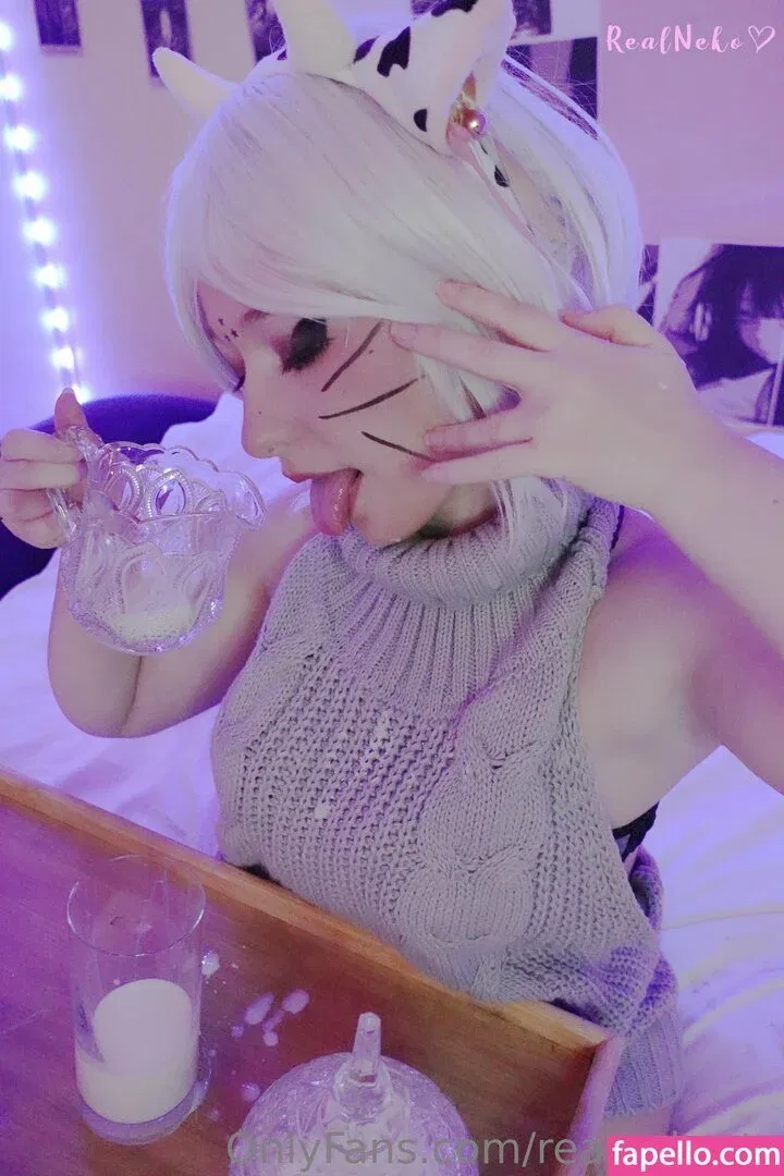 realneko_tv Onlyfans Photo Gallery 