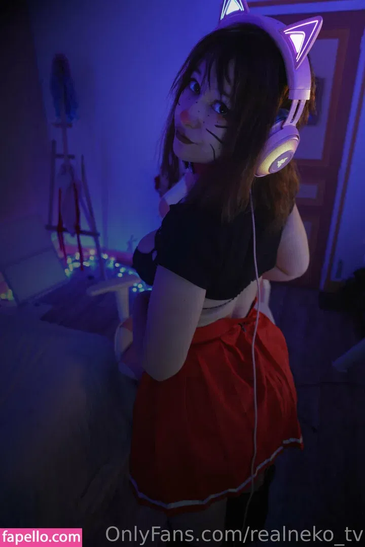 realneko_tv Onlyfans Photo Gallery 