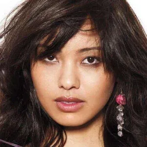 Levy Tran Onlyfans Photo Gallery 