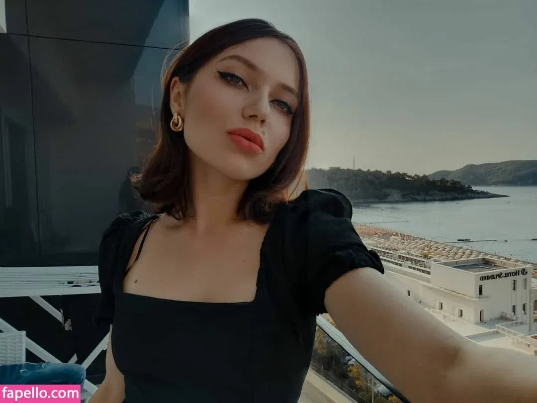 kaylaweaver Onlyfans Photo Gallery 