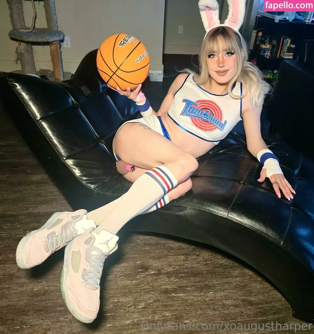 xoaugustharper Onlyfans Photo Gallery 