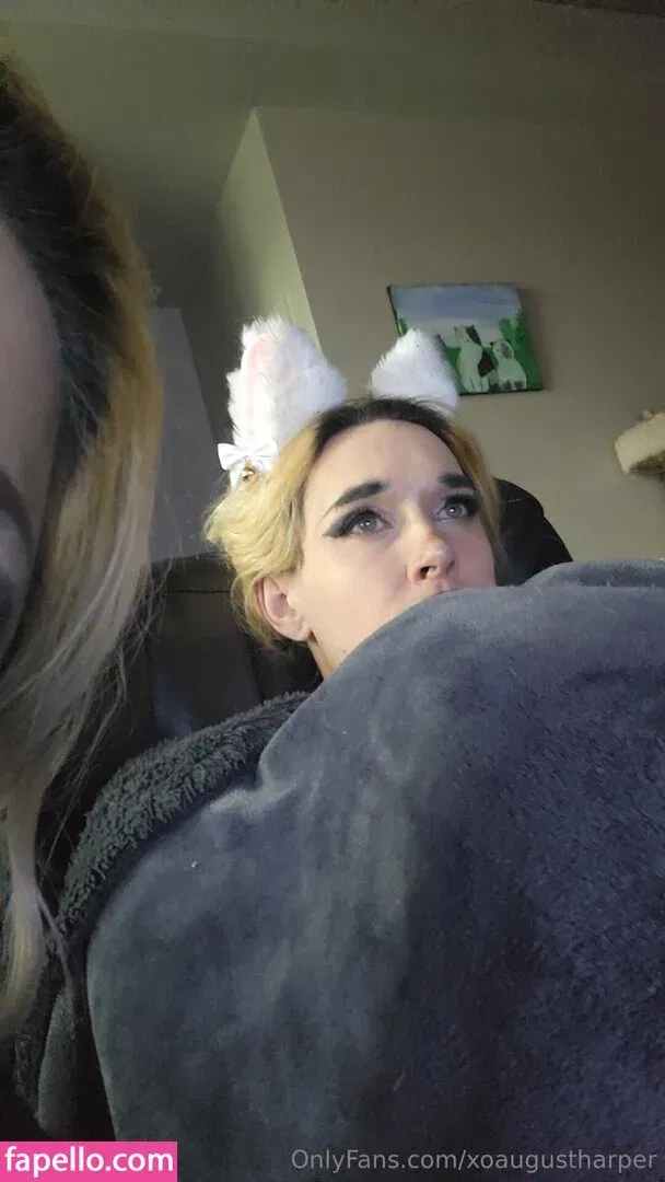 xoaugustharper Onlyfans Photo Gallery 