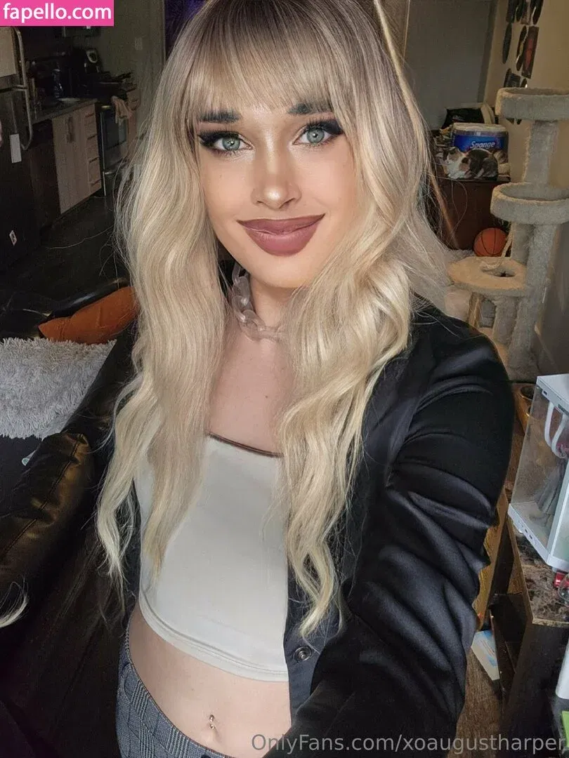 xoaugustharper Onlyfans Photo Gallery 