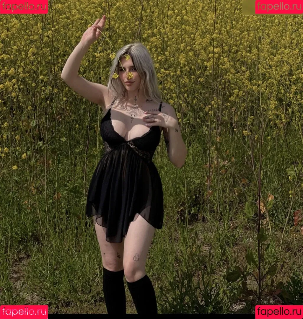 Nurse Fawne Onlyfans Photo Gallery 