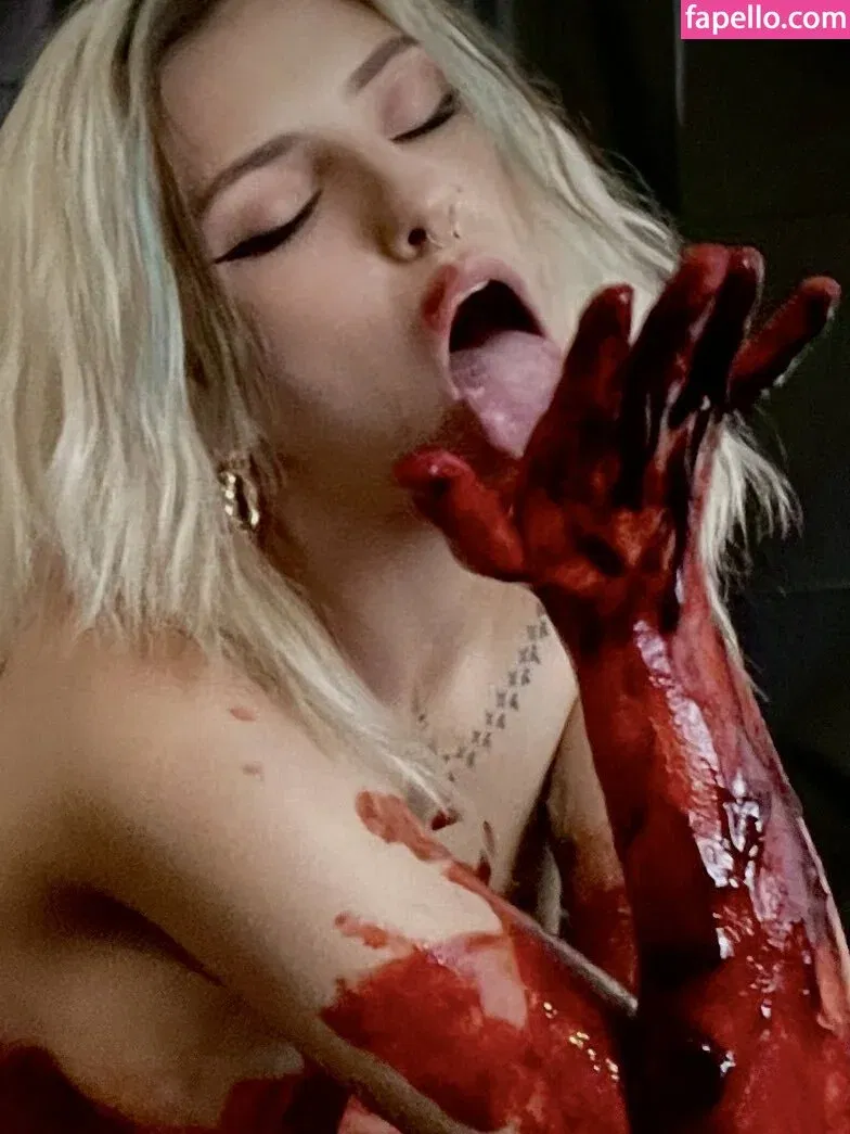 Nurse Fawne Onlyfans Photo Gallery 