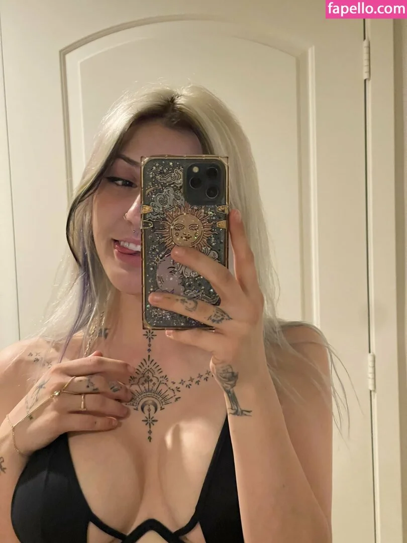 Nurse Fawne Onlyfans Photo Gallery 