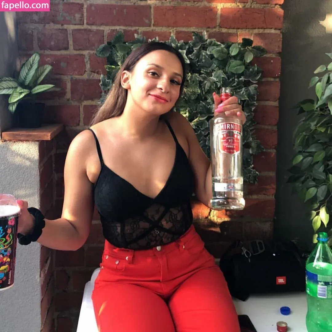 Katie Delaine Onlyfans Photo Gallery 