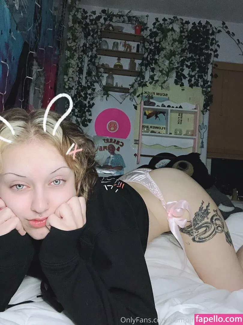 meowrosiemeow Onlyfans Photo Gallery 