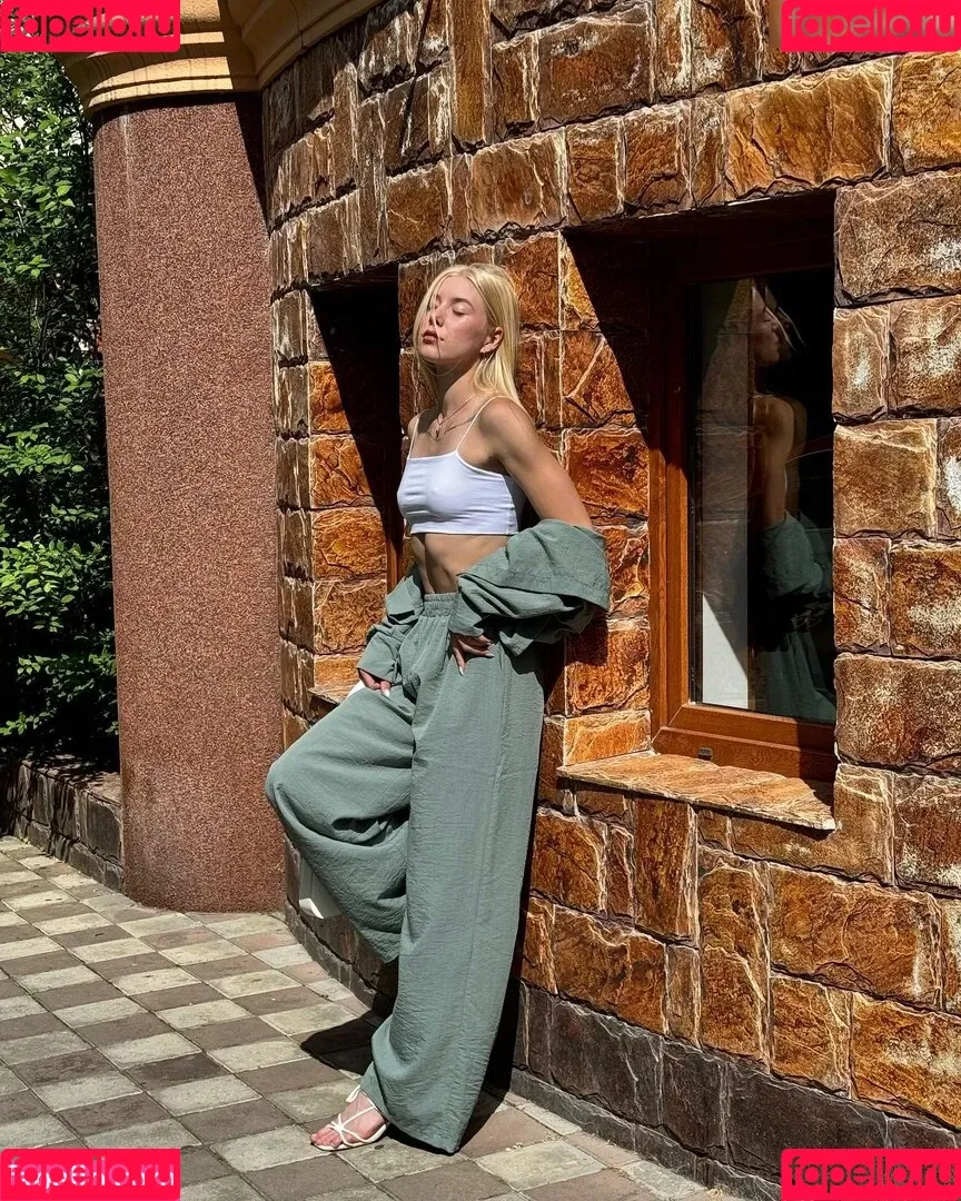 Polina Parfenenko Onlyfans Photo Gallery 
