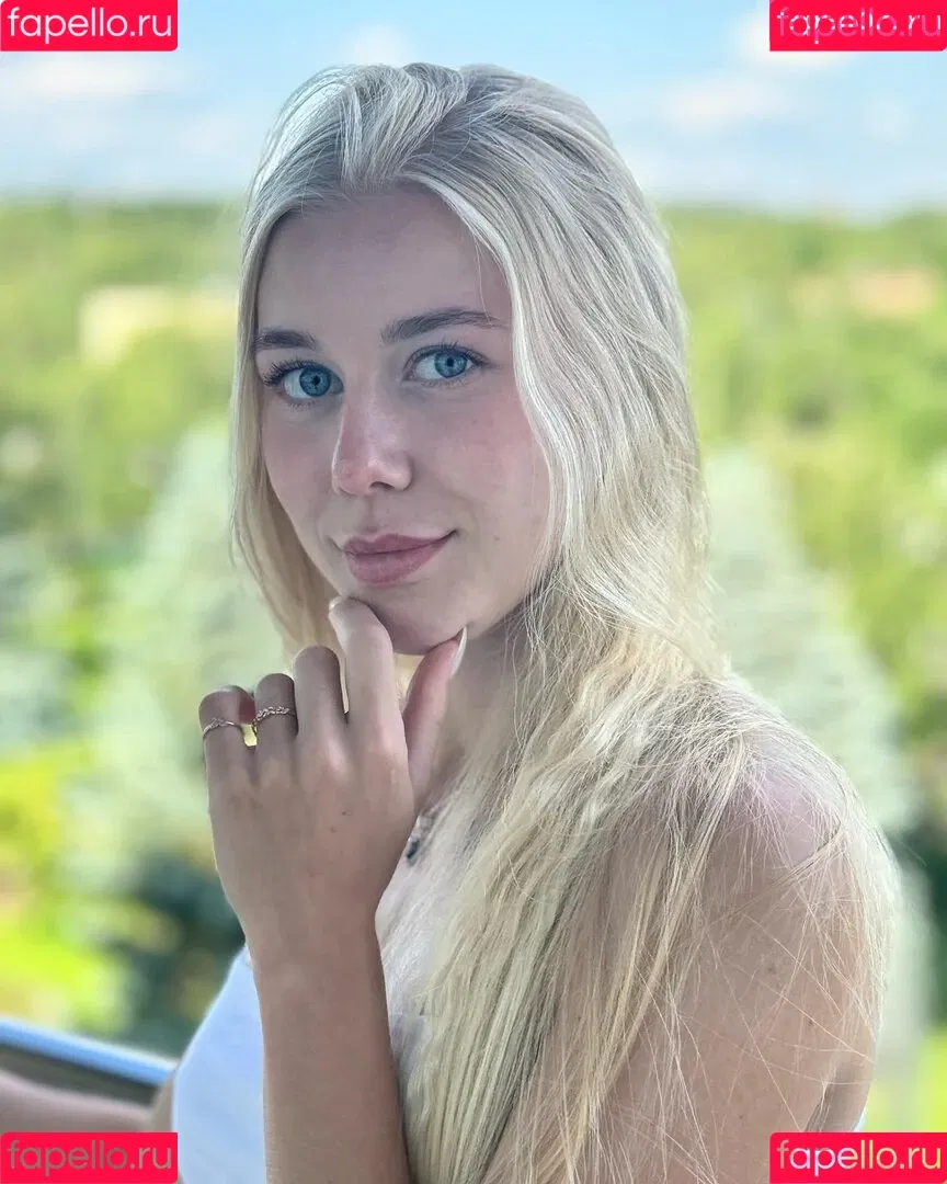 Polina Parfenenko Onlyfans Photo Gallery 