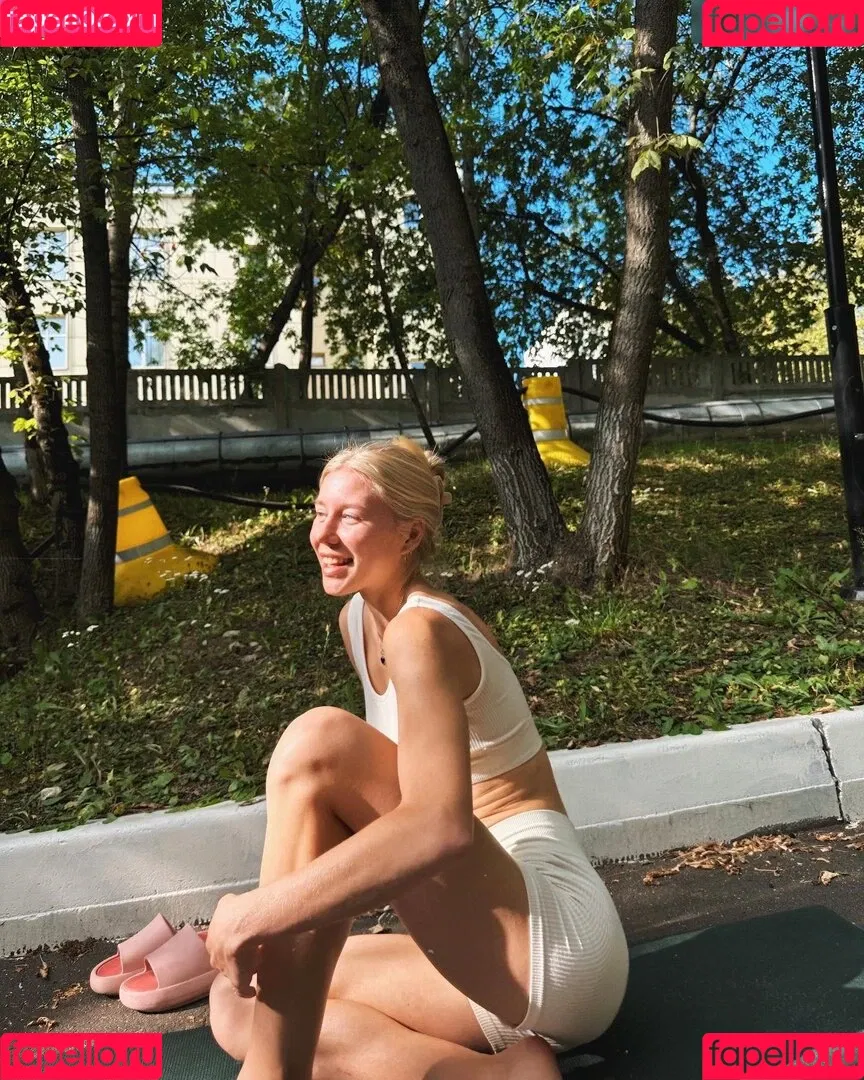 Polina Parfenenko Onlyfans Photo Gallery 
