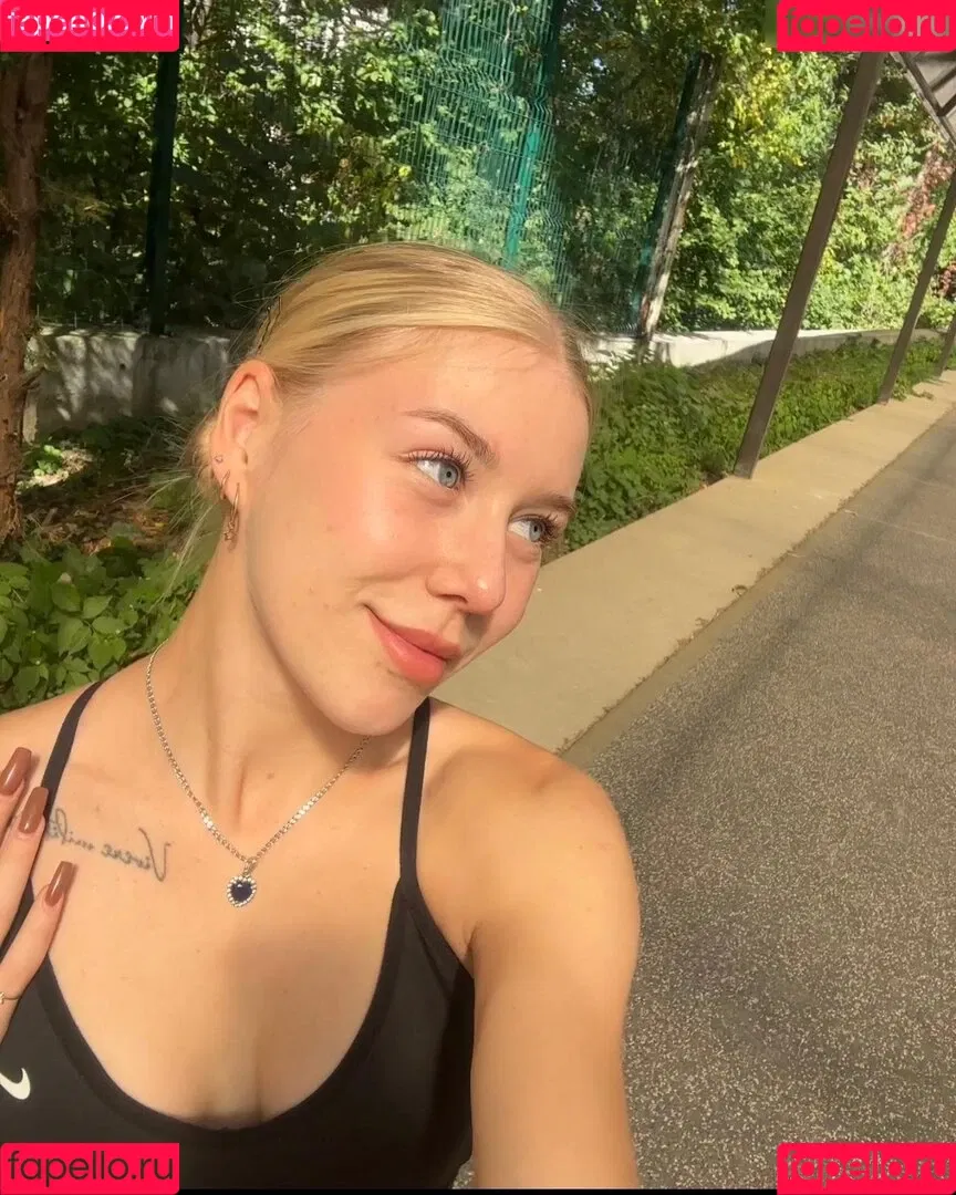 Polina Parfenenko Onlyfans Photo Gallery 