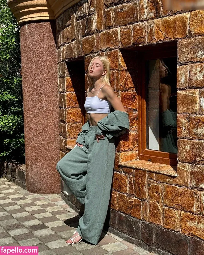 Polina Parfenenko Onlyfans Photo Gallery 