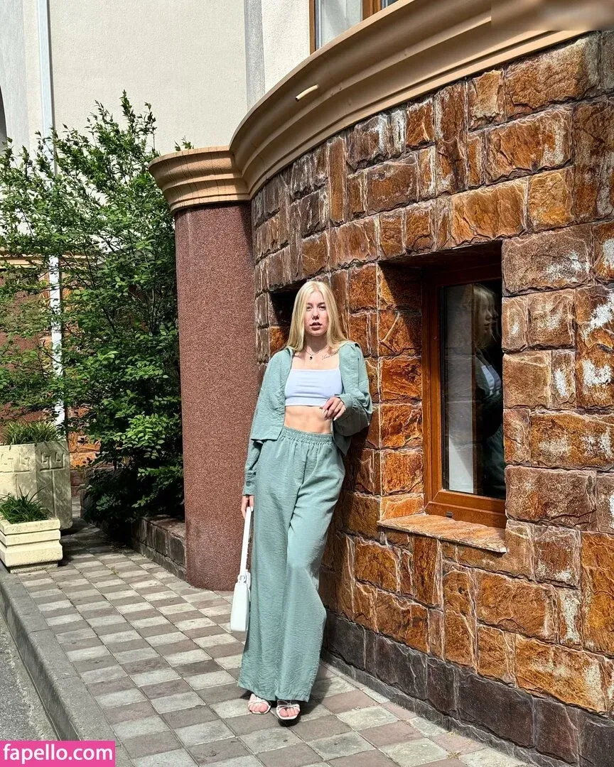 Polina Parfenenko Onlyfans Photo Gallery 