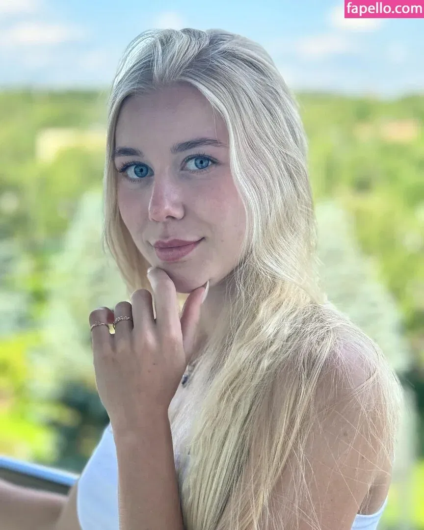 Polina Parfenenko Onlyfans Photo Gallery 