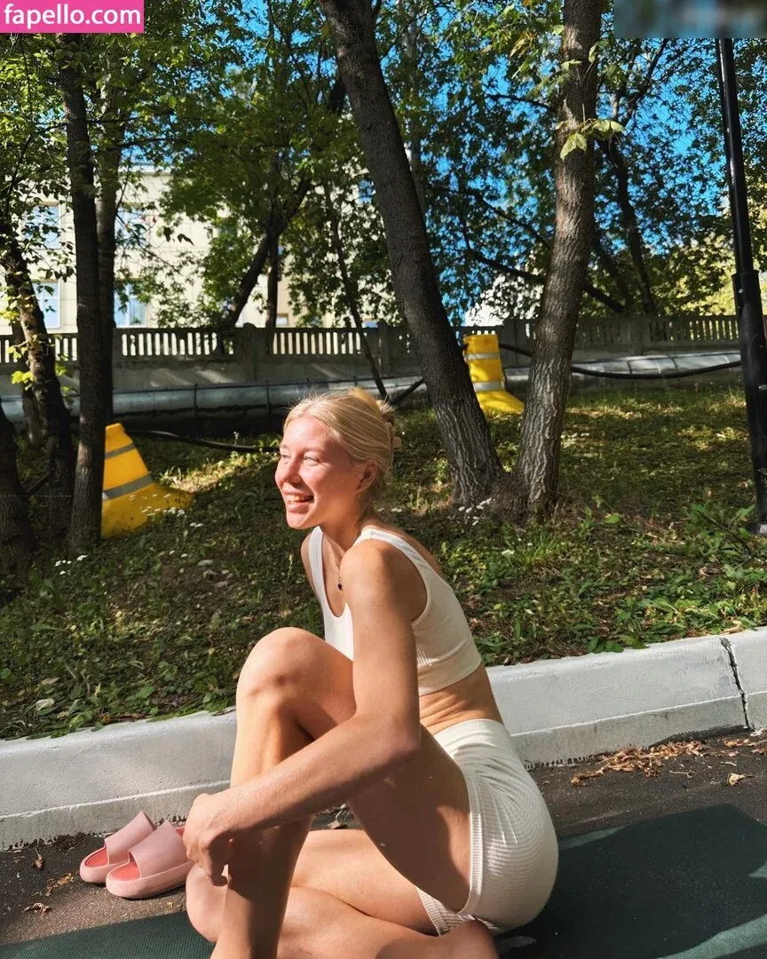 Polina Parfenenko Onlyfans Photo Gallery 