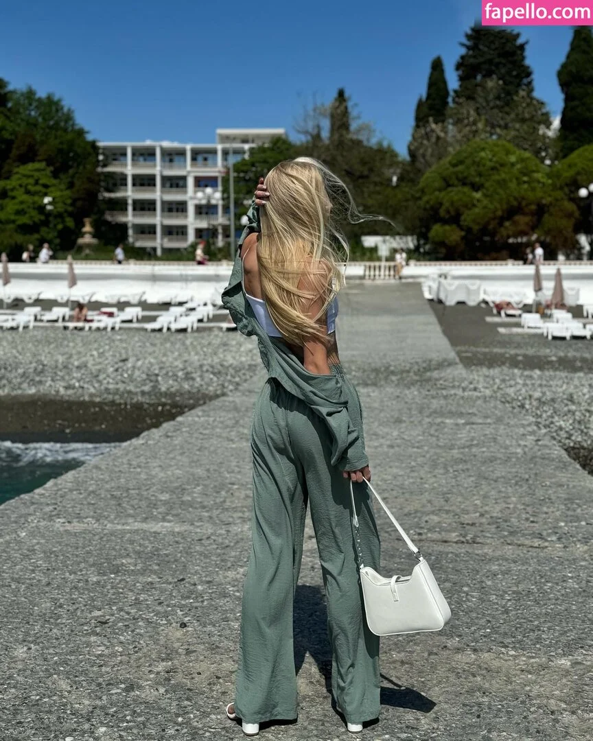 Polina Parfenenko Onlyfans Photo Gallery 