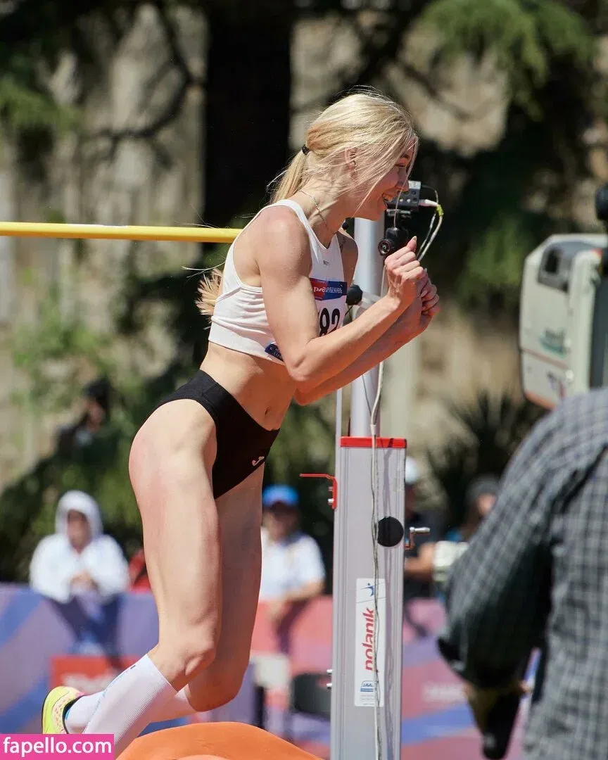 Polina Parfenenko Onlyfans Photo Gallery 