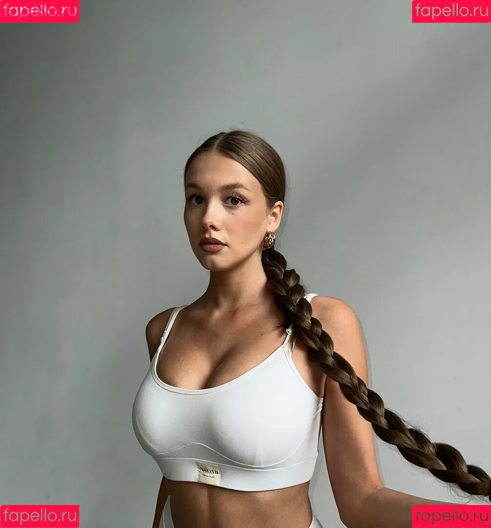 Darina Z Onlyfans Photo Gallery 