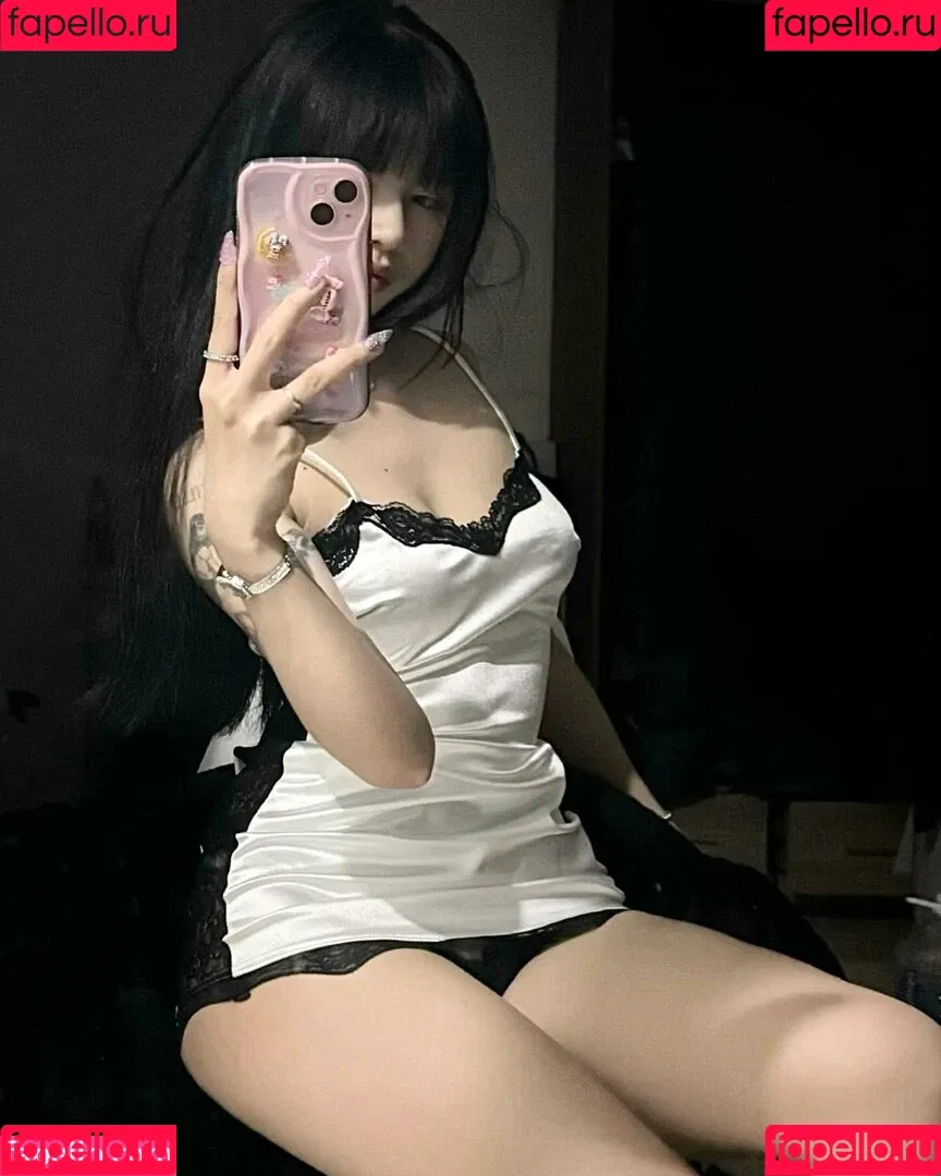 sorrylylyy Onlyfans Photo Gallery 