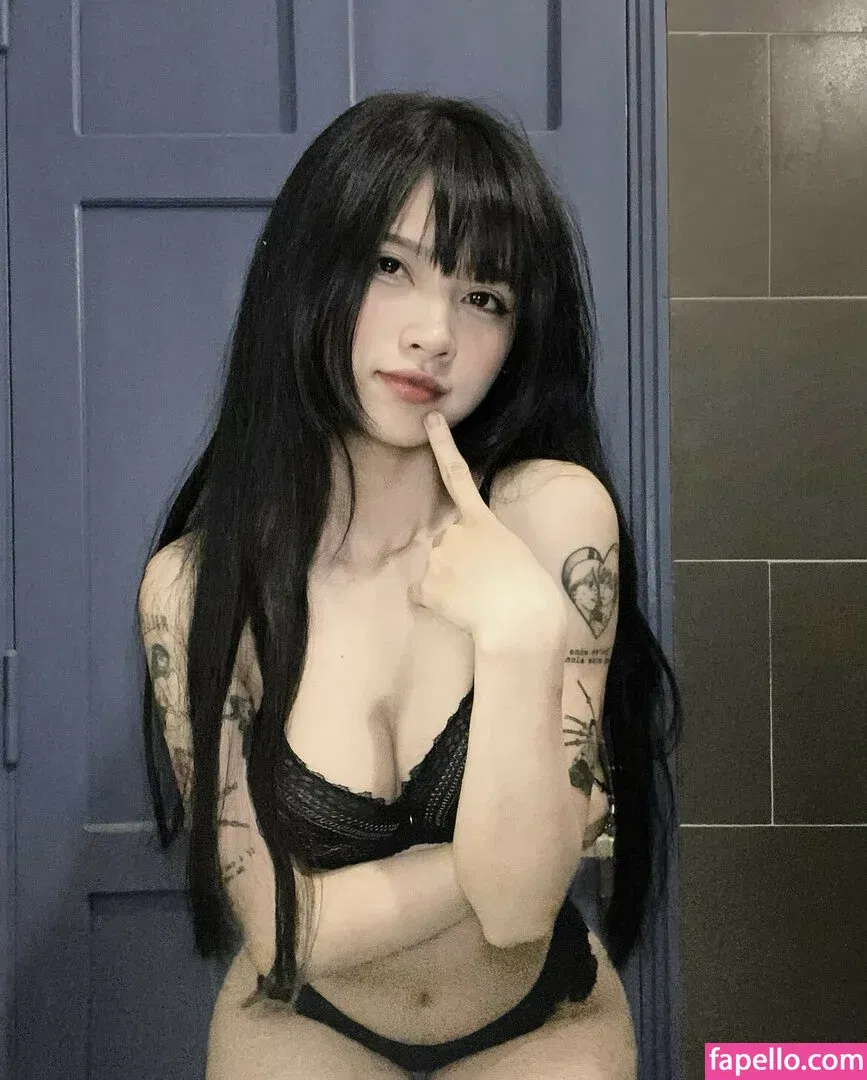 sorrylylyy Onlyfans Photo Gallery 