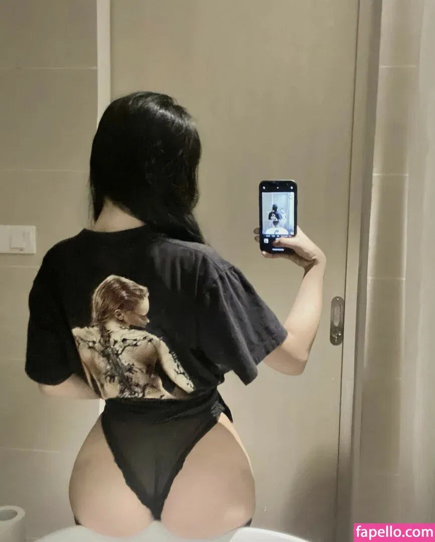 sorrylylyy Onlyfans Photo Gallery 