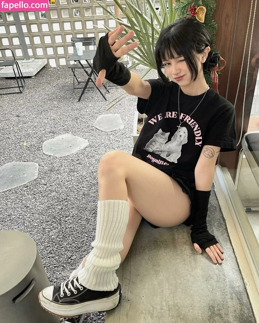 sorrylylyy Onlyfans Photo Gallery 