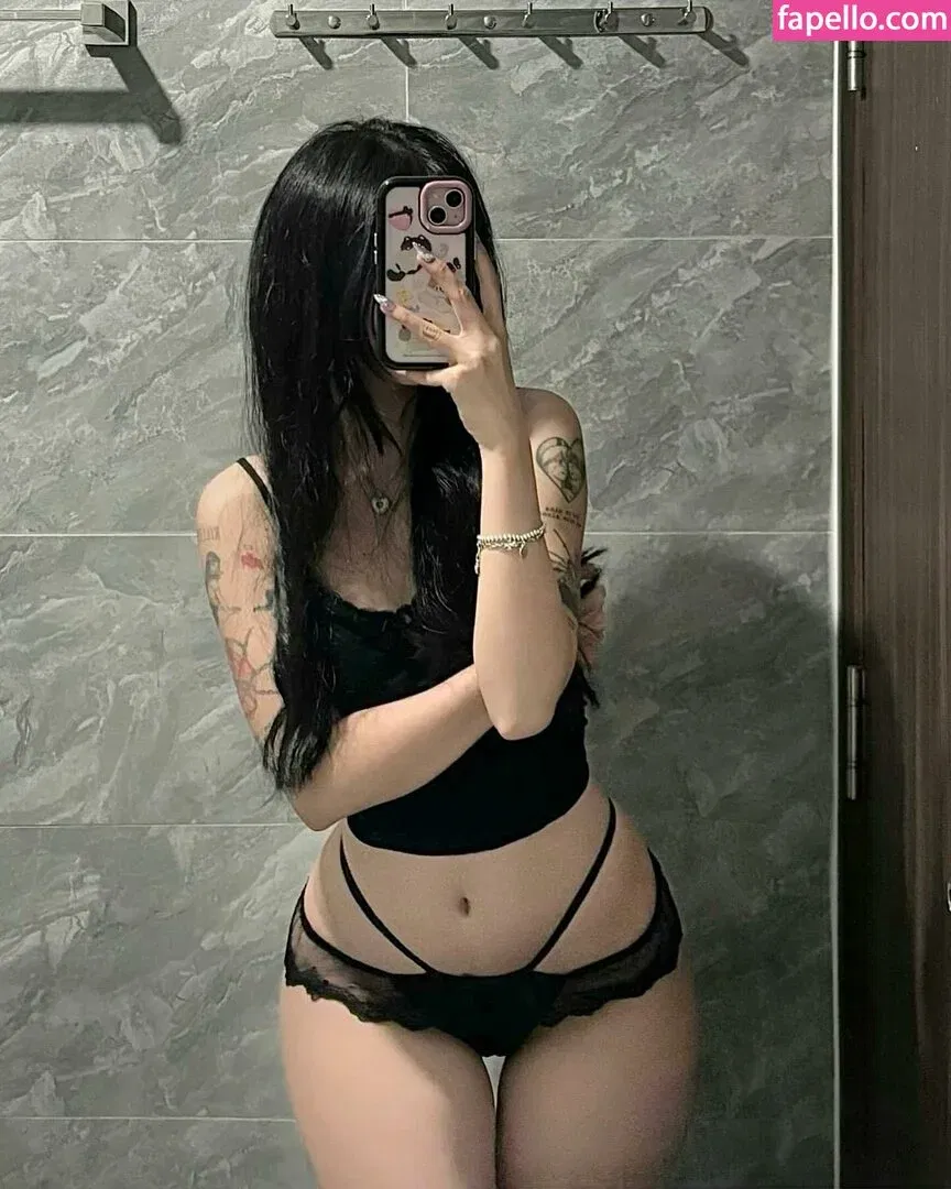 sorrylylyy Onlyfans Photo Gallery 