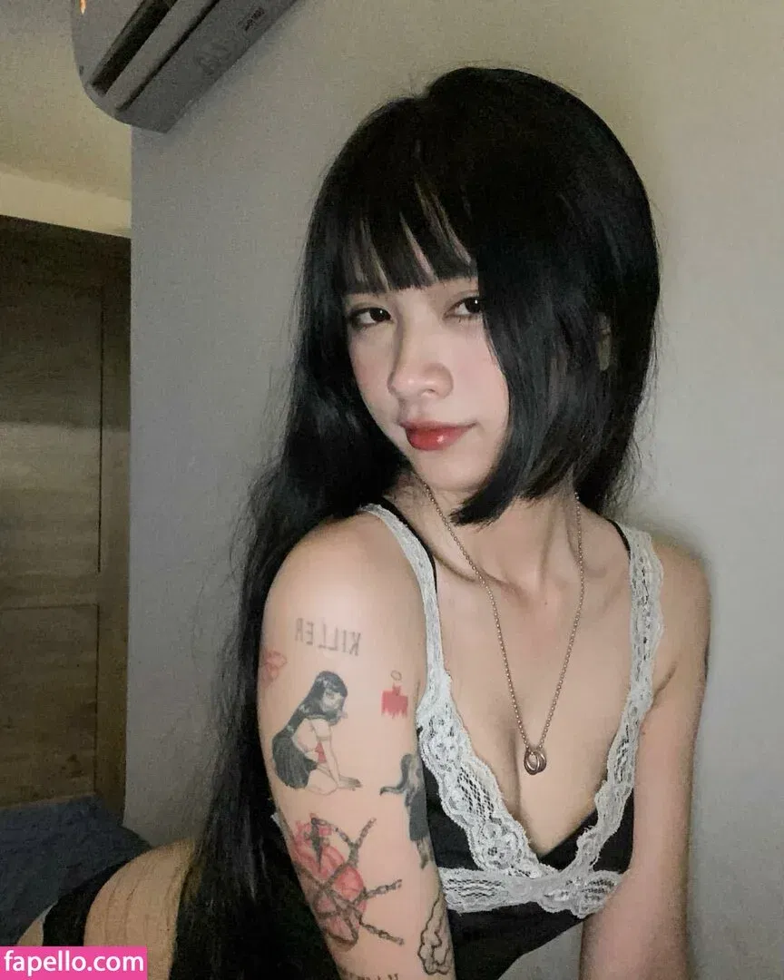 sorrylylyy Onlyfans Photo Gallery 