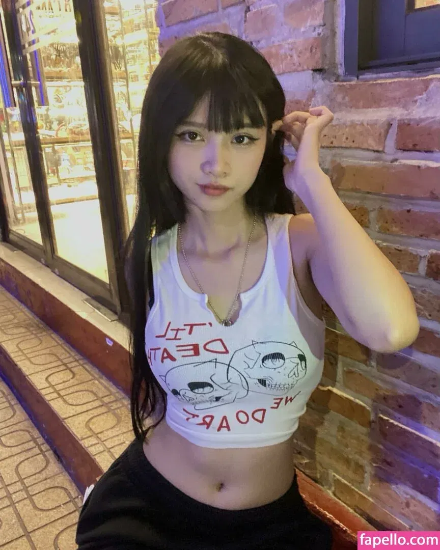 sorrylylyy Onlyfans Photo Gallery 