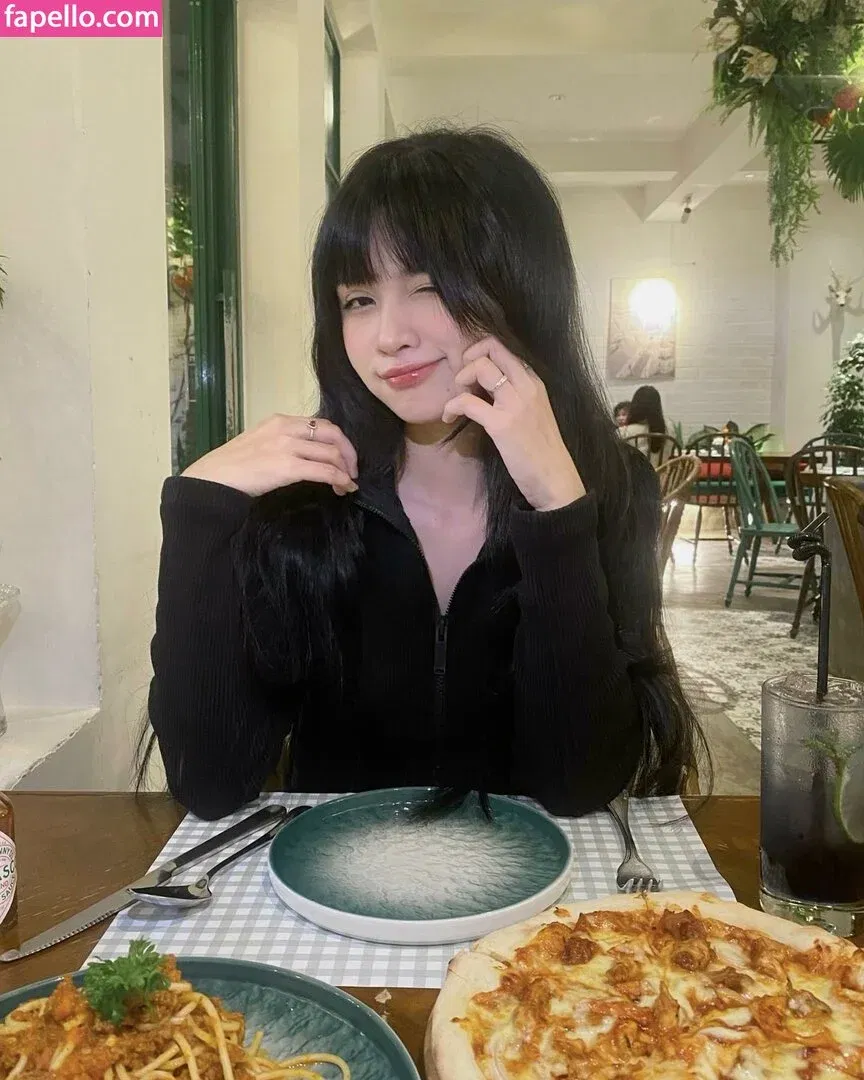 sorrylylyy Onlyfans Photo Gallery 