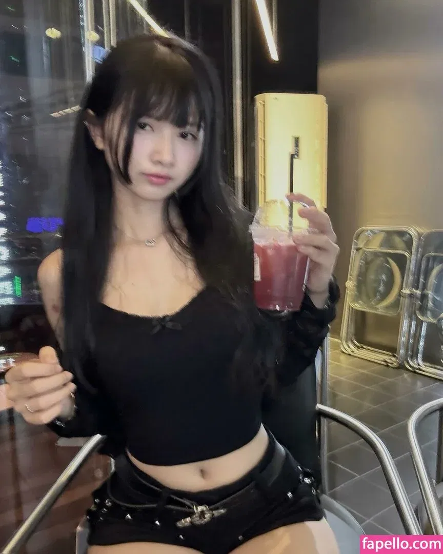 sorrylylyy Onlyfans Photo Gallery 